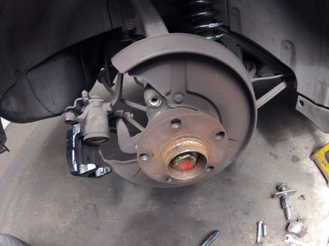 How to replace Rear Brake pads / Rotors on your B5! by