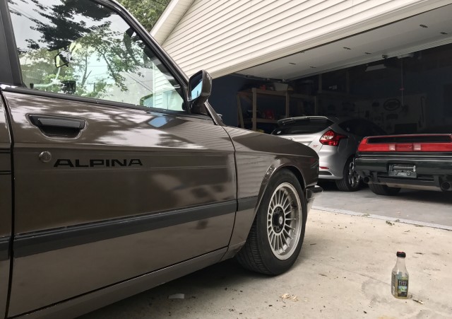 Bronze Bimmer - E28 with S52 power