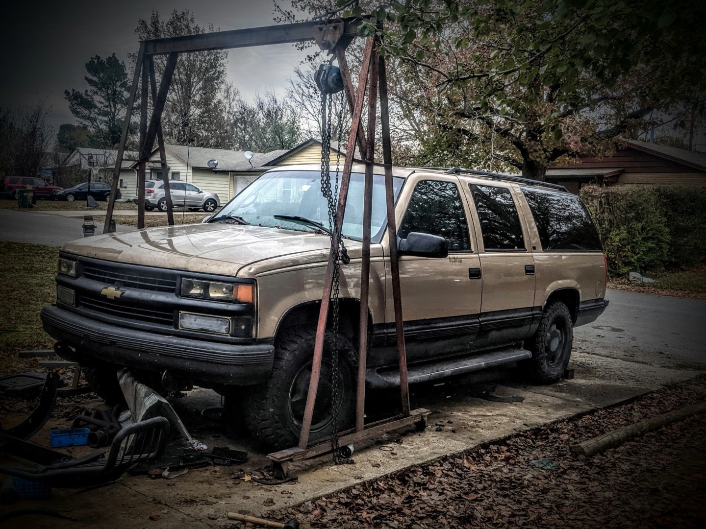 1999 Suburban Cover Photo