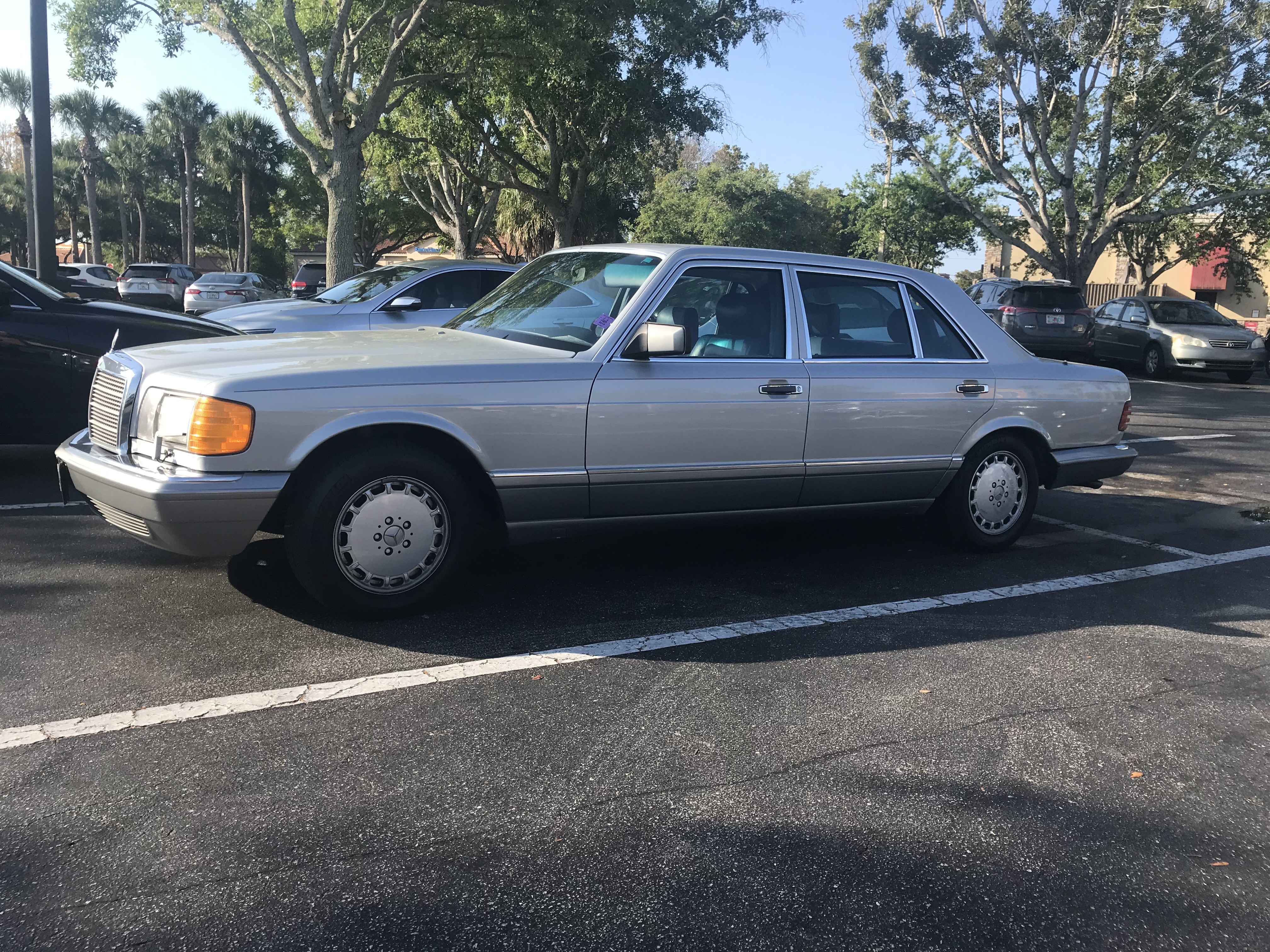 S-Class W126 