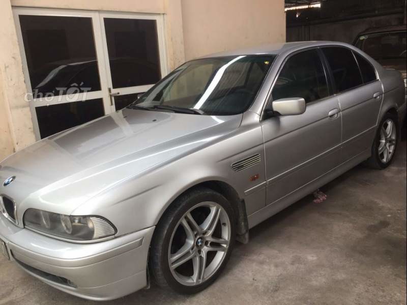 BMW e39 2003