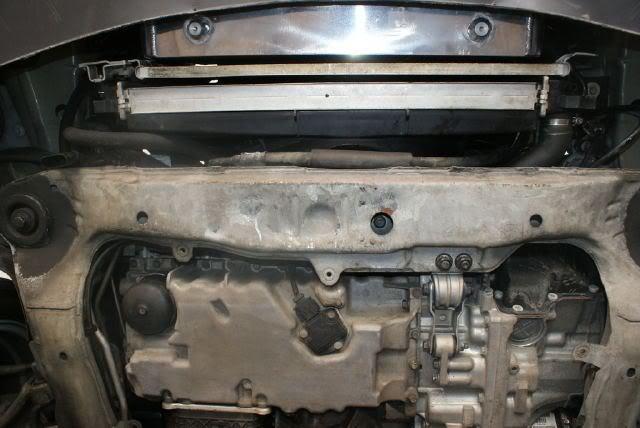 Volvo S60R engine underside