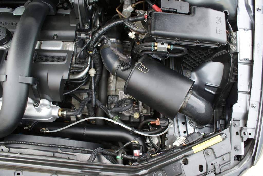 Volvo S60R engine