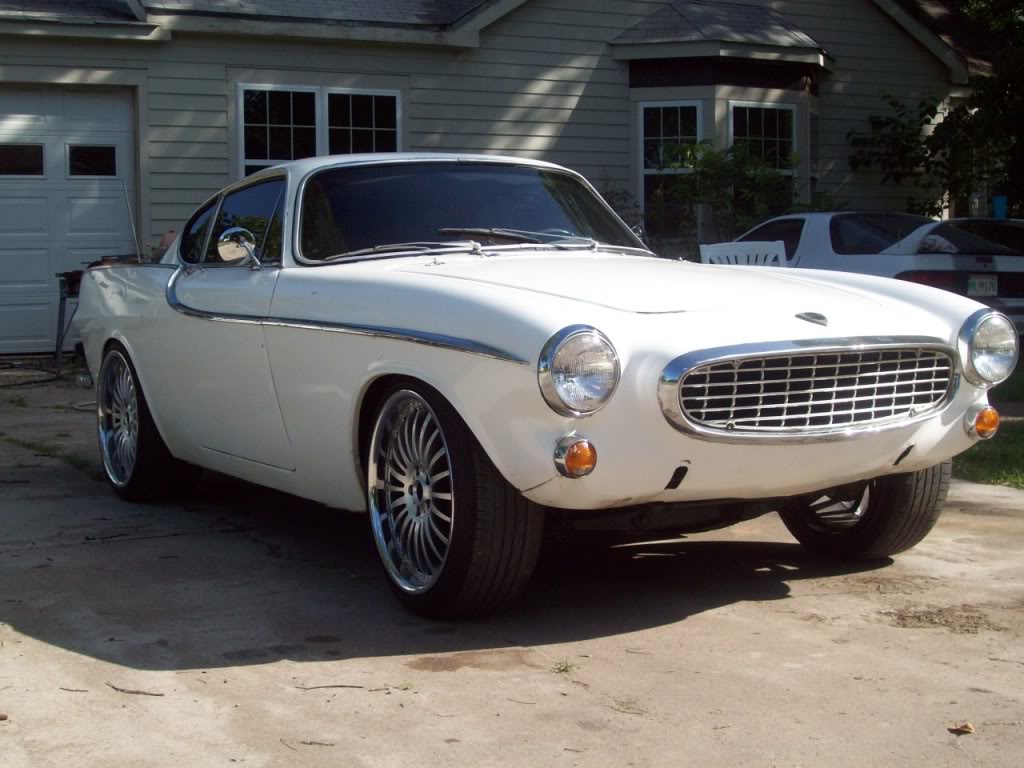 66 Volvo P1800