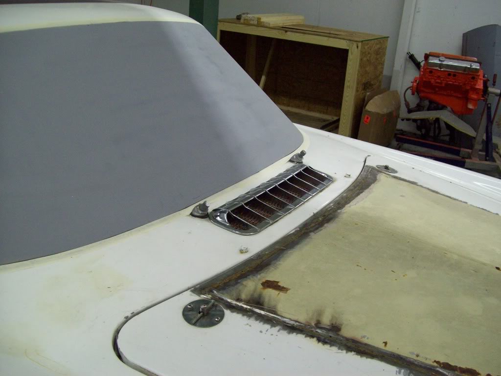 Volvo P1800 cowl vent