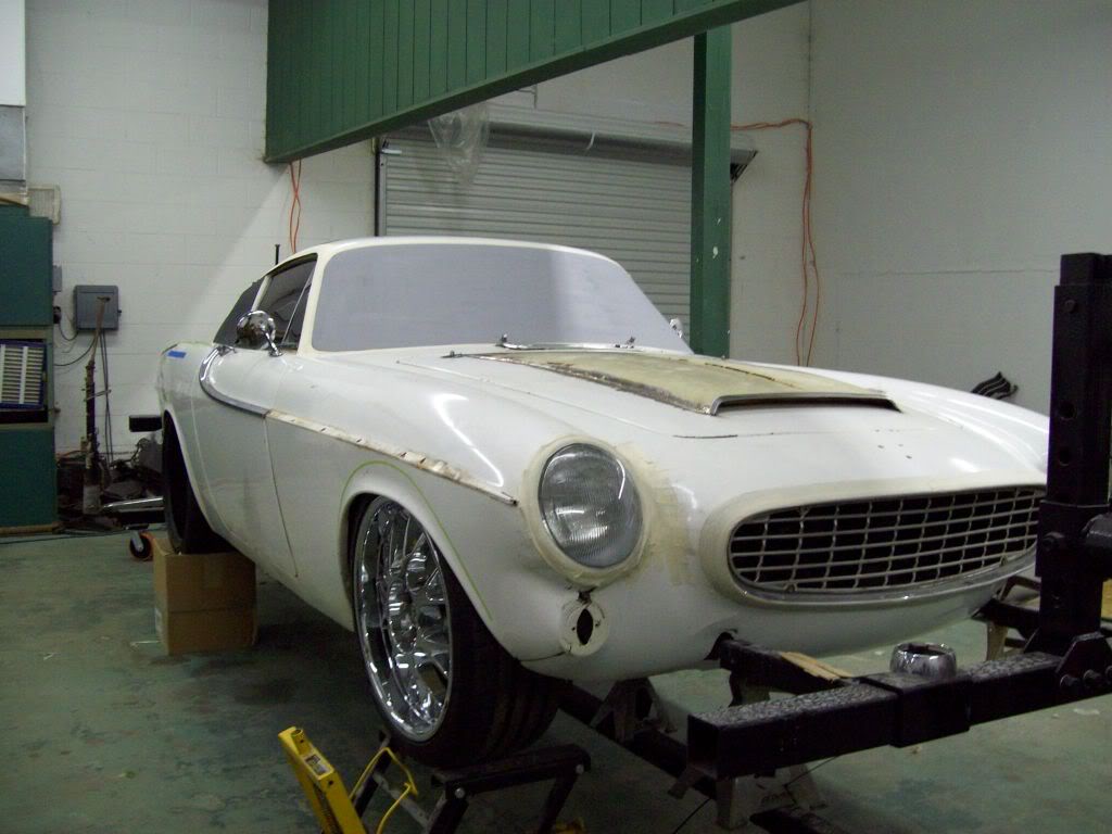 Volvo P1800 body work