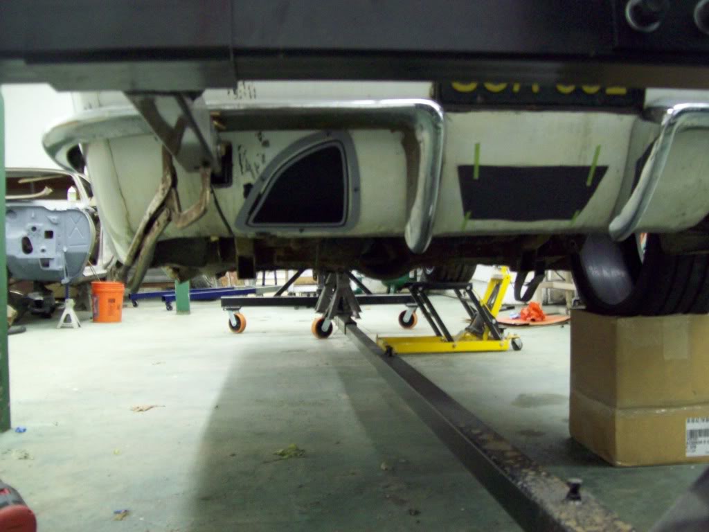 Volvo P1800 custom exhaust port