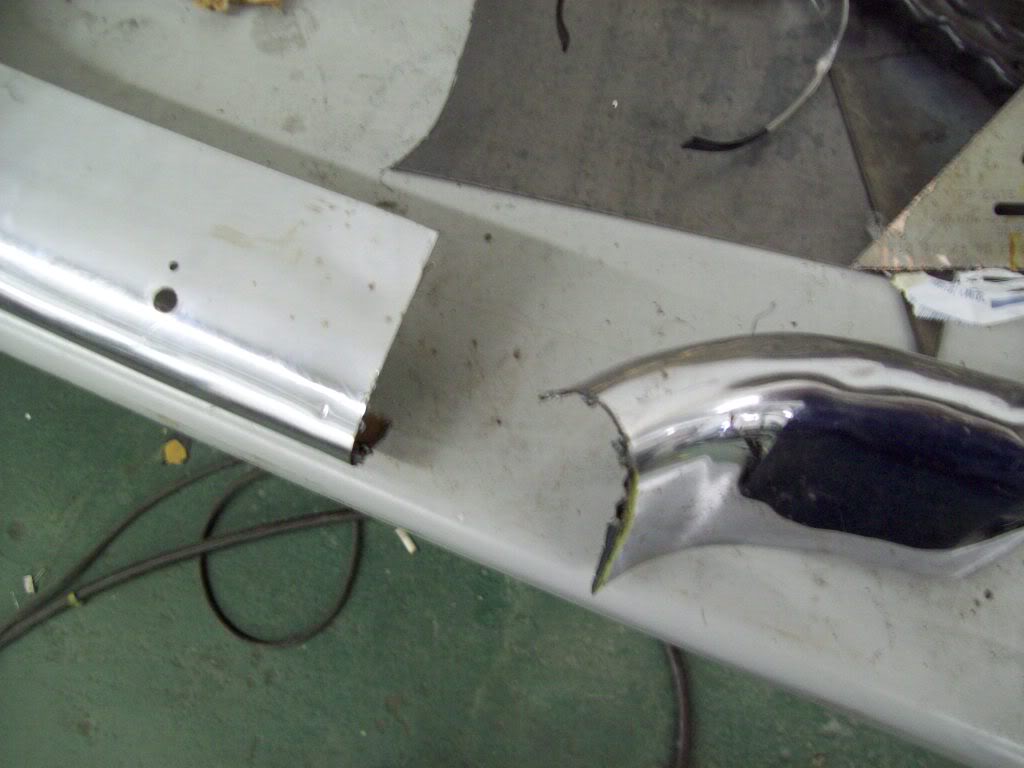 Volvo P1800 shortening bumpers