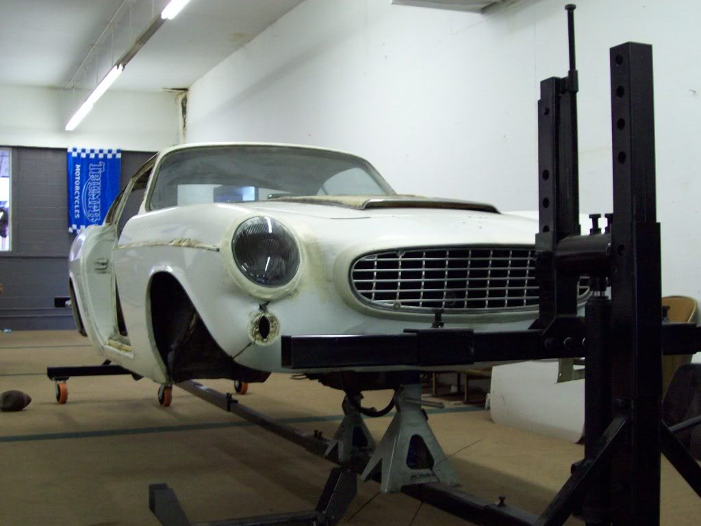 66 Volvo P1800 rotisserie