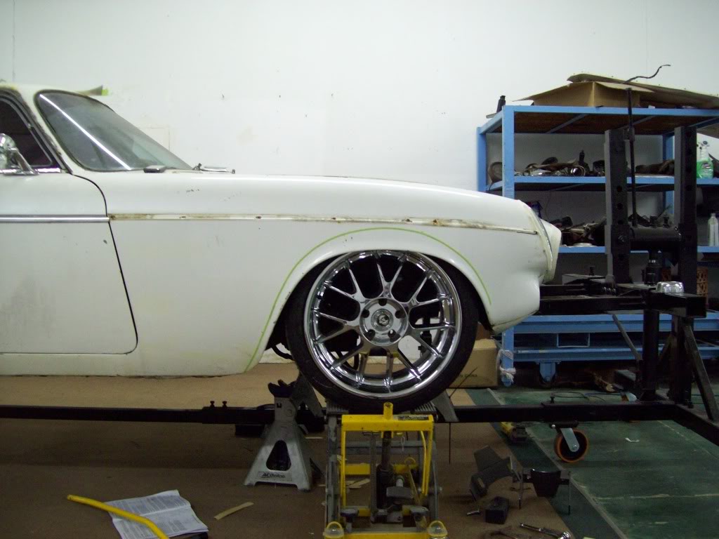 66 Volvo P1800 wheel