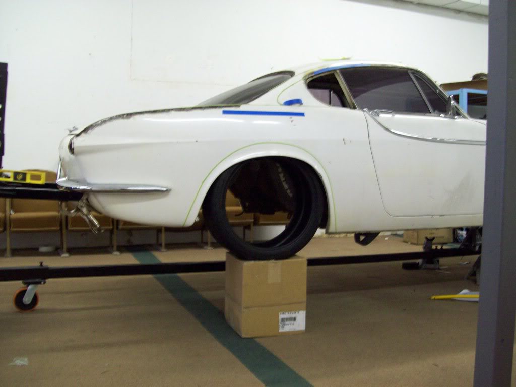 66 Volvo P1800 wheel