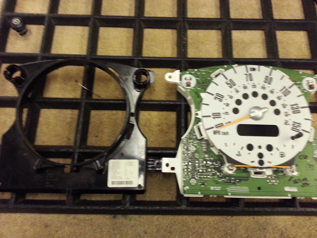 Mini Cooper speedo disassembled