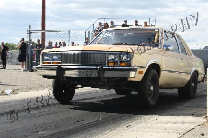 Ford Fairmont drag racing