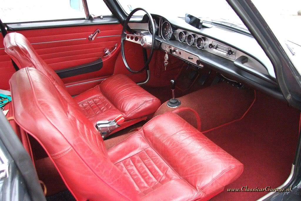 Volvo P1800 interior