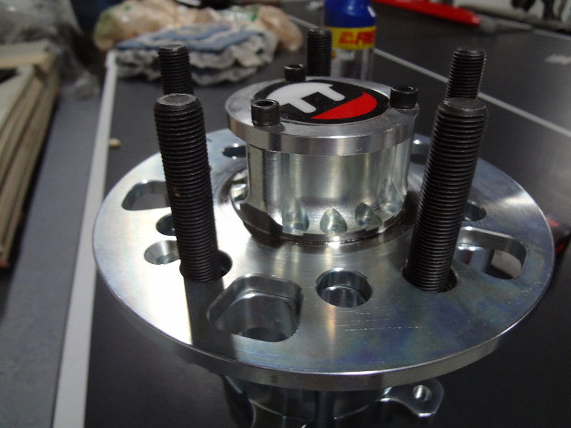 Wheel hub