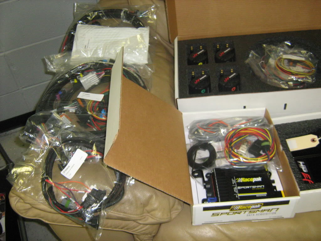 Holley HP Efi system w/ Ls harness Holley DIS coil system Racepak sportsman Data logger