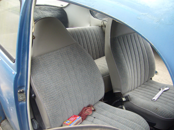 1973 VW Super Beetle interior