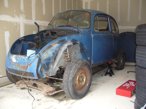 VW Beetle fenders removed