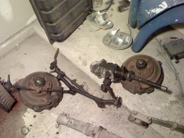 Chevy S10 spindles, steering box, and steering linkage