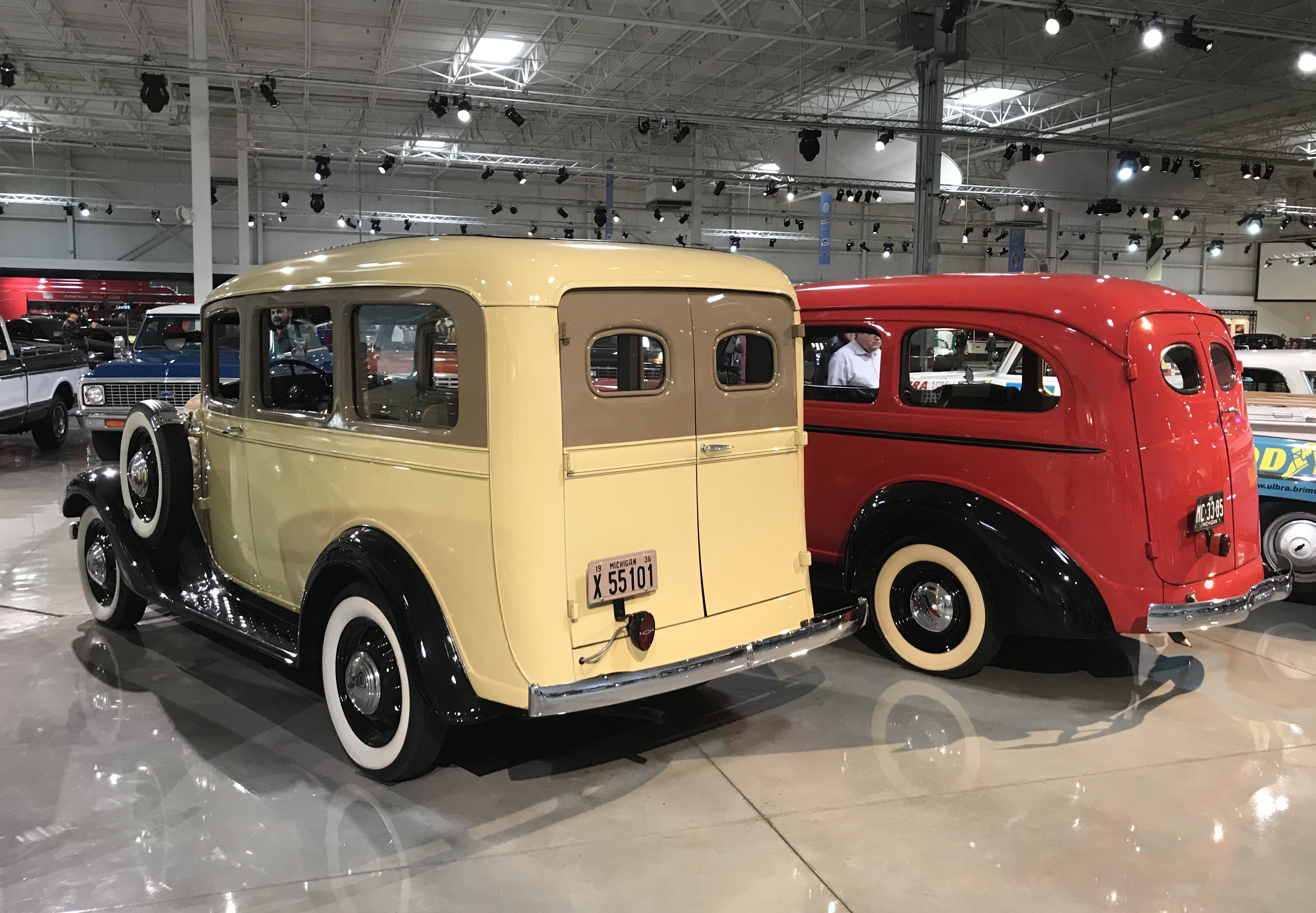 1935 carryall suburban