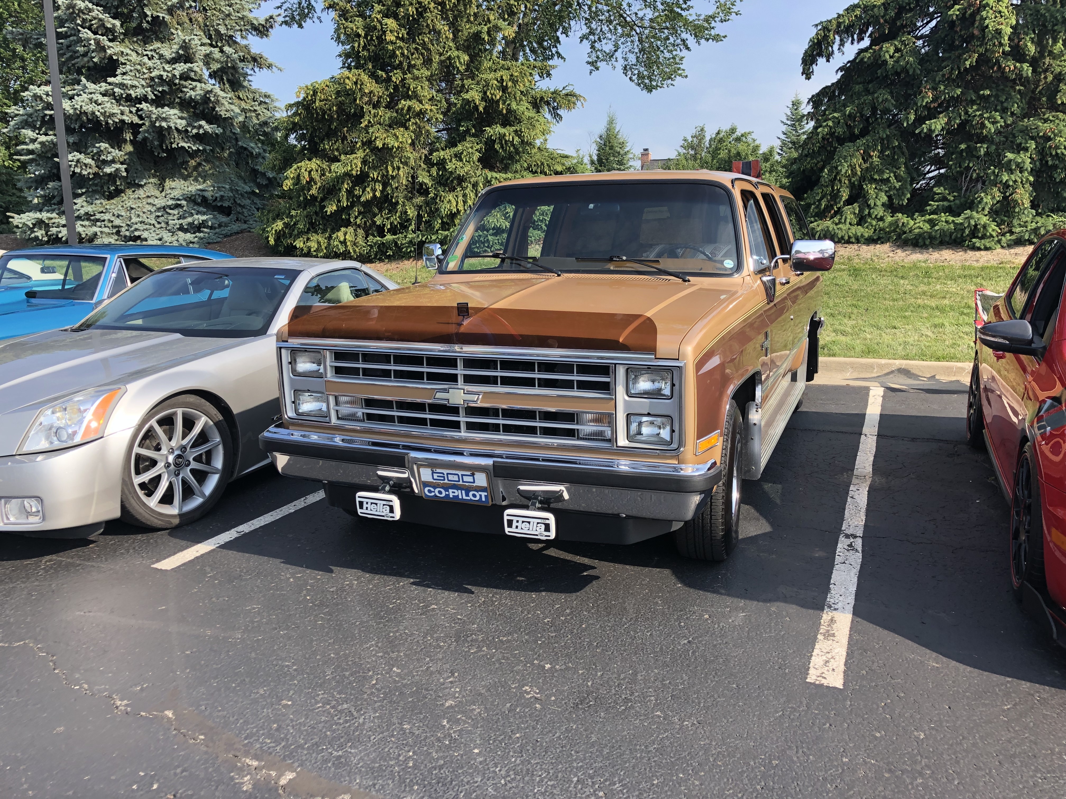 Suburban Gen7
