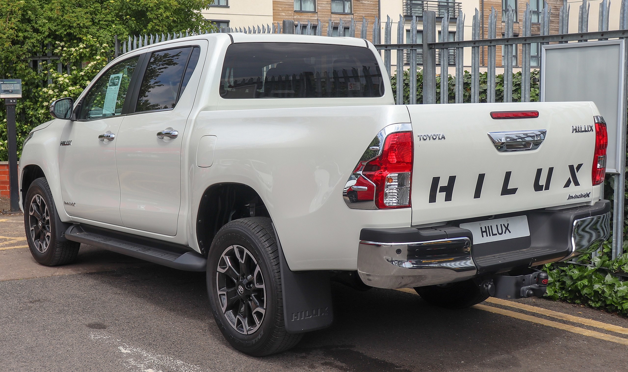 Hilux AN120/AN130