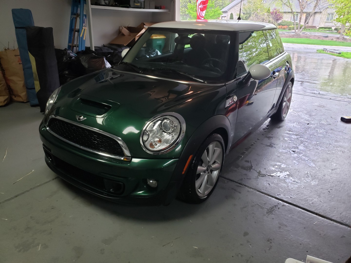 2012 Mini Cooper S Hardtop in British Racing Green