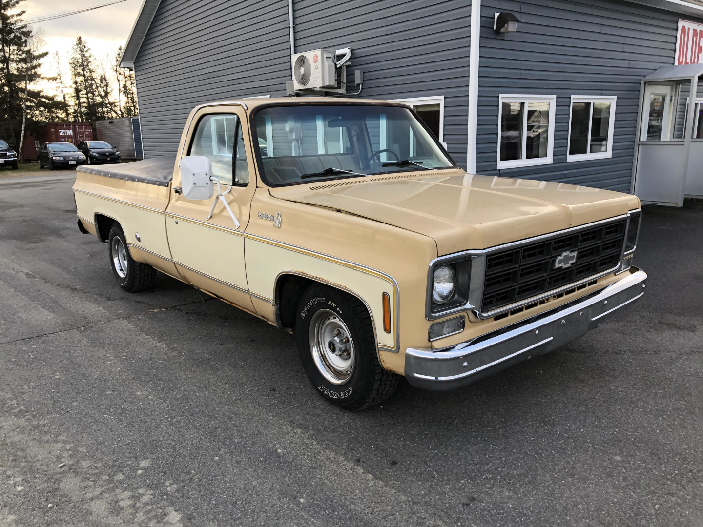 1977 CHEVY C10 LONG BOX