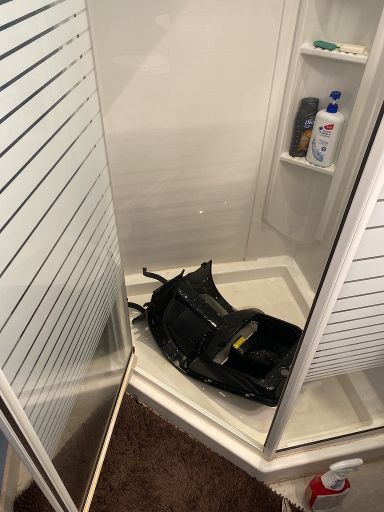 The front inner cover/glovebox was also just a little too large for the sink and it was still below 0 out so back into the shower with the degreaser I go!