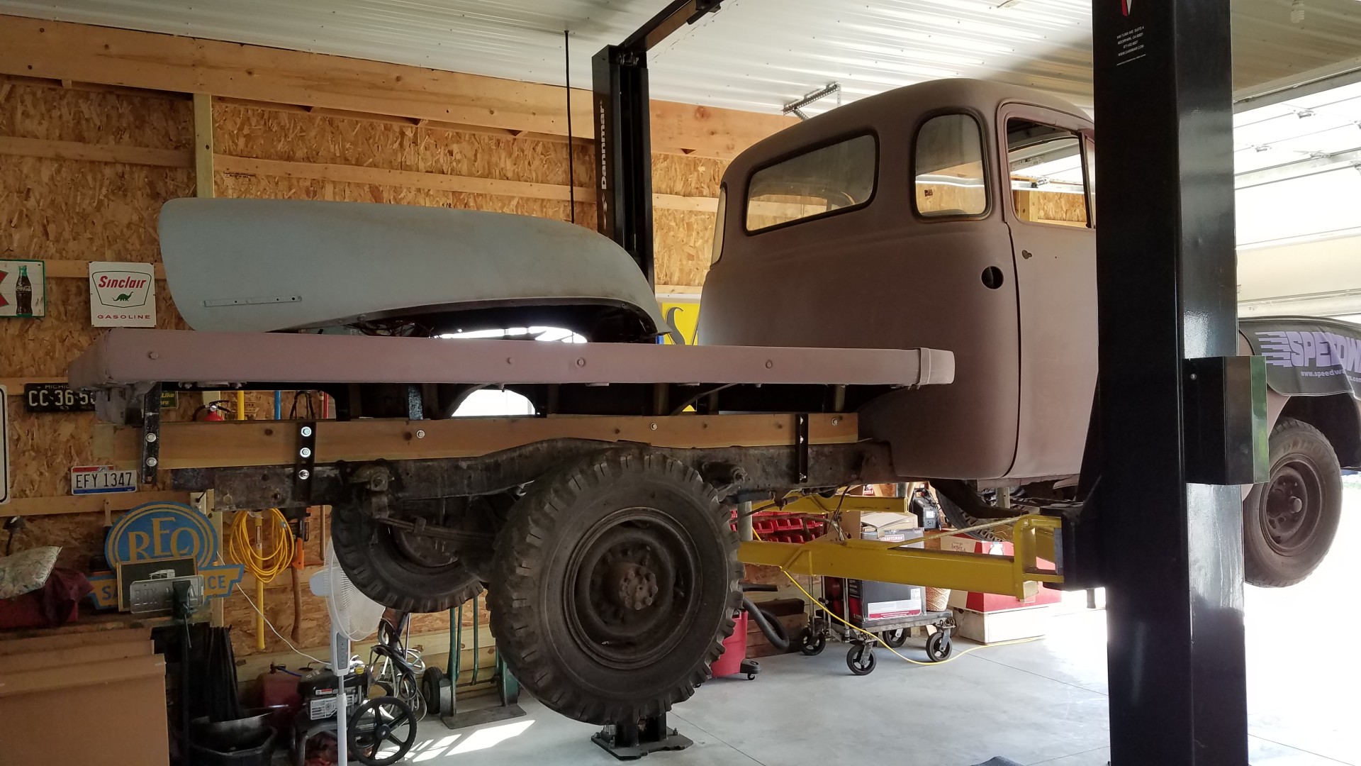 1953 Chevy 3600 3/4 Ton 5 Window Flatbed Truck.